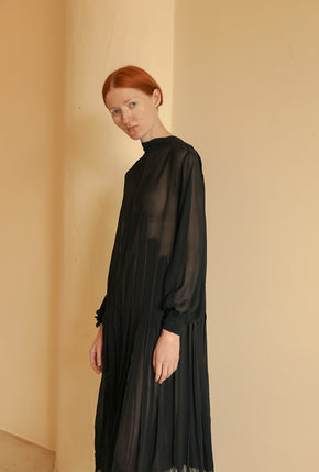1920s geometric deco crepe chiffon dress