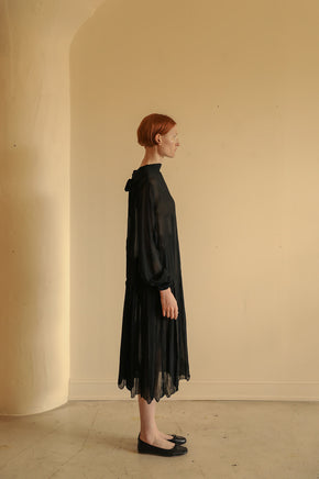1920s geometric deco crepe chiffon dress