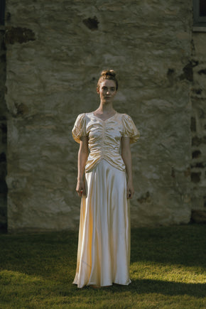 C. 1940s cream puff sleeve wedding gown