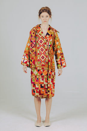 1920s silk Indian embroidered souvenir coat
