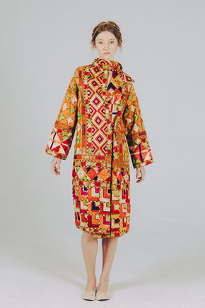 1920s silk Indian embroidered souvenir coat