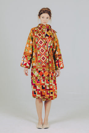 1920s silk Indian embroidered souvenir coat