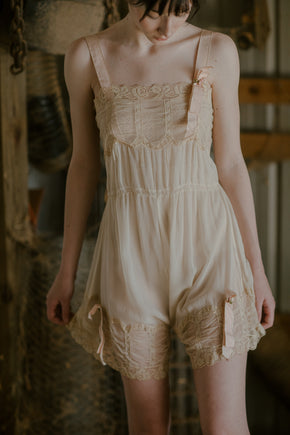 1920s silk step in