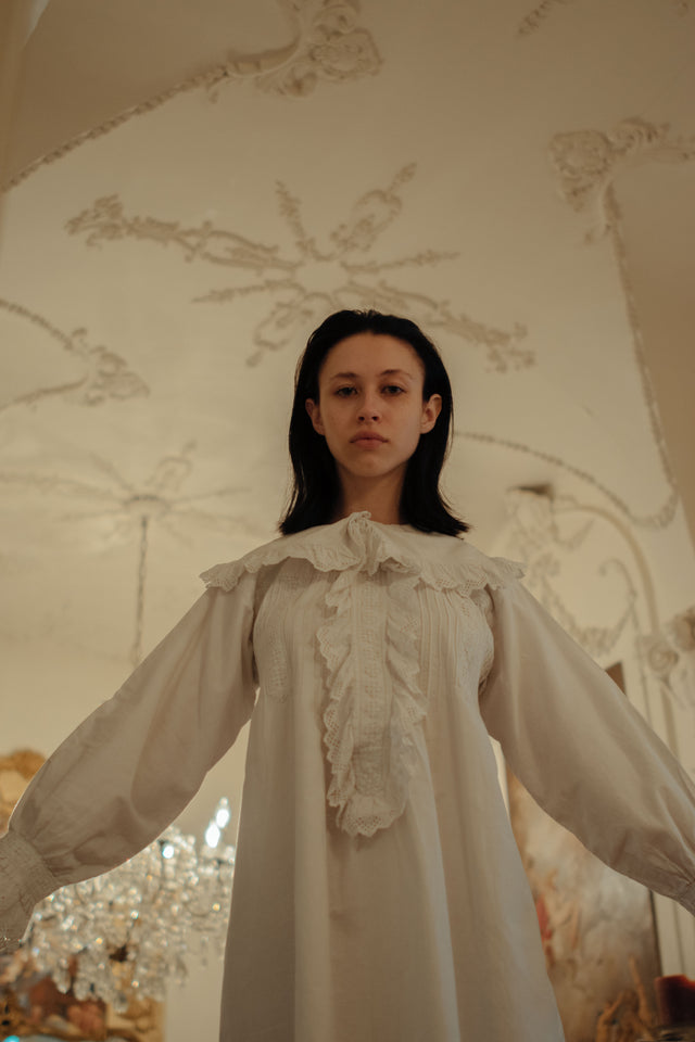 1880s  English nightdress