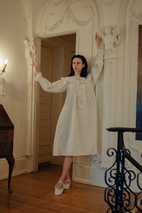 1880s  English nightdress