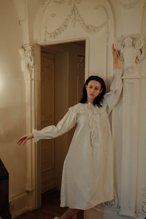 1880s  English nightdress