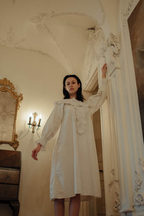 1880s  English nightdress