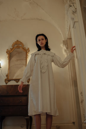 1880s  English nightdress