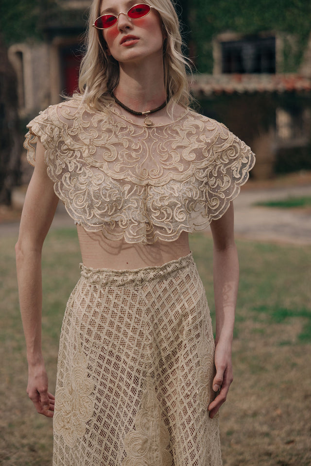 1900s lace appliqué collar blouse