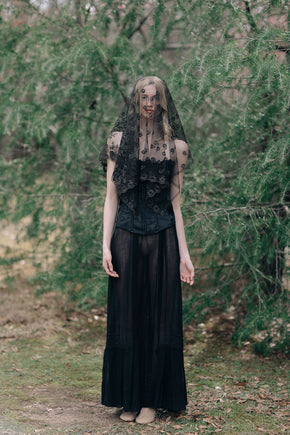 1830s silk lace bonnet veil