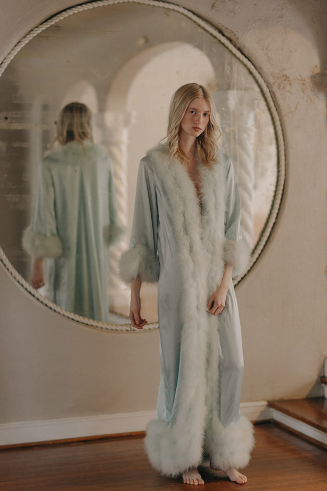 Vintage Lucie Ann blue marabou Feather Robe