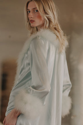 Vintage Lucie Ann blue marabou Feather Robe