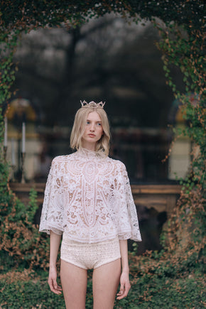 Antique 1900s tape lace blouse