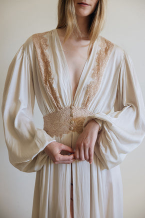 1930s blouson sleeve silk robe