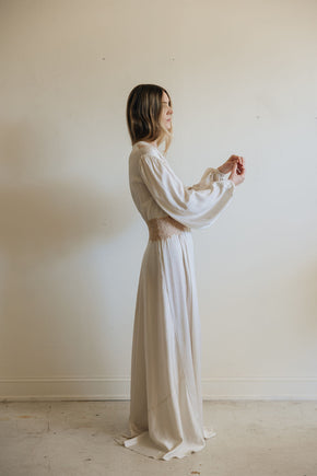 1930s blouson sleeve silk robe