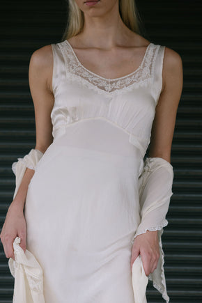 1930s Saks Fifth Avenue bridal peignoir set