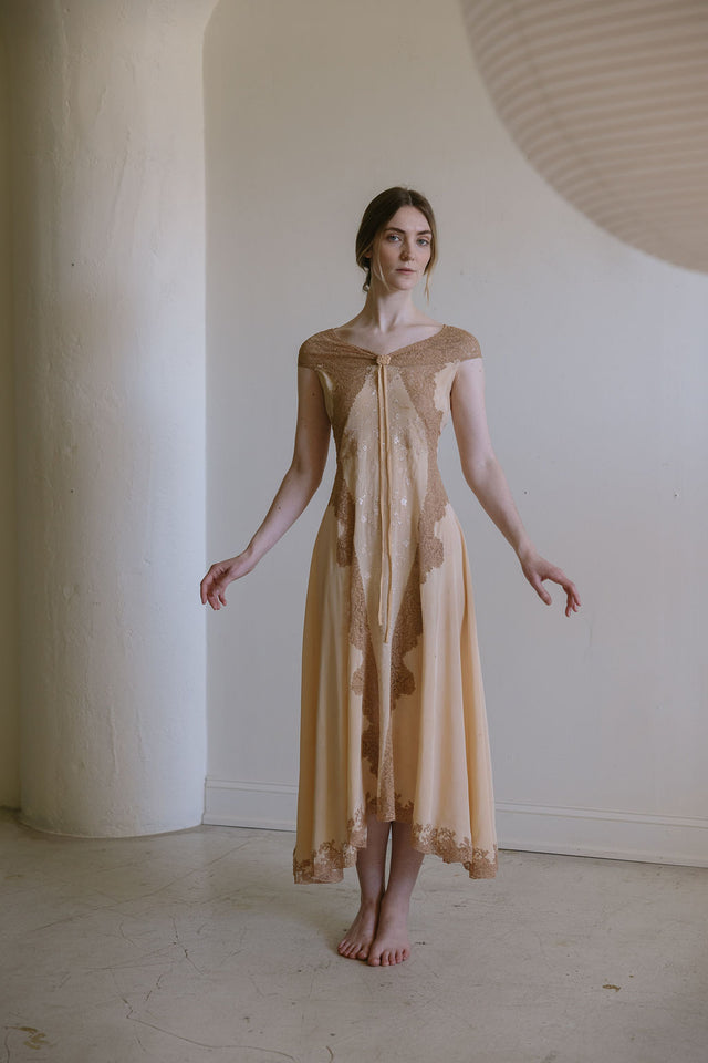 Antique 1930s Italian ballet pink ecru lace nightgown