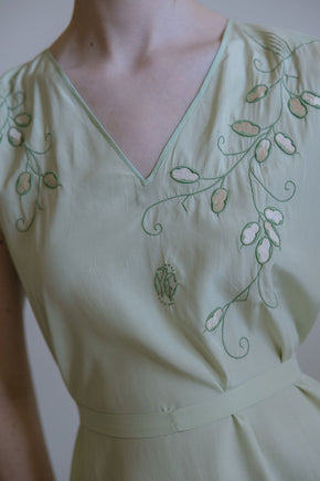1920s French green silk monogrammed floral dress