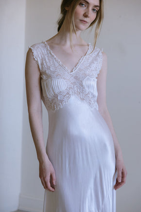 1930s Italian ivory silk satin lace bridal gown