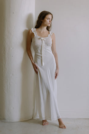 1940s ivory rayon and lace bridal nightgown set