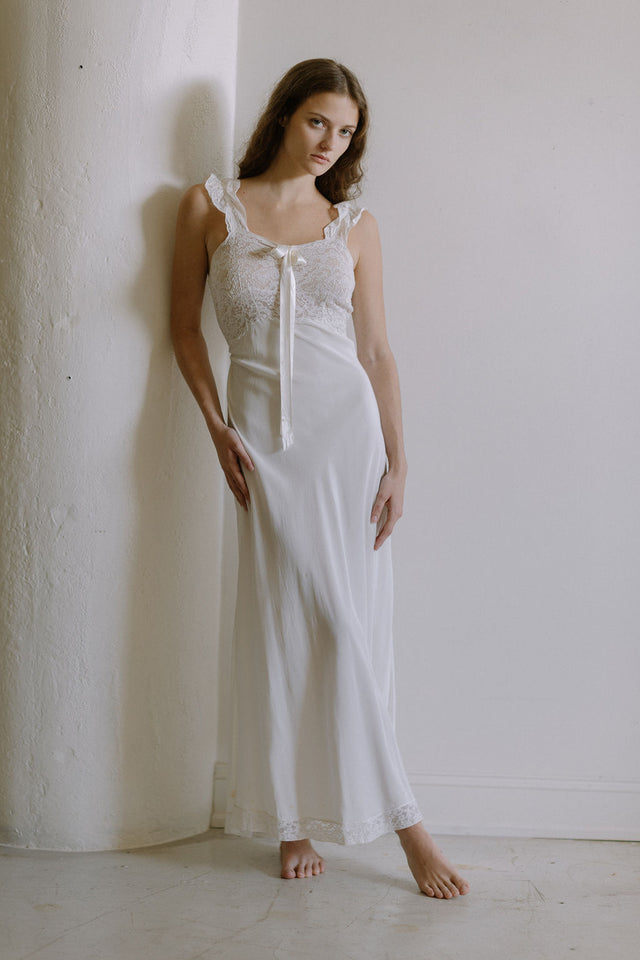 1940s ivory rayon and lace bridal nightgown set