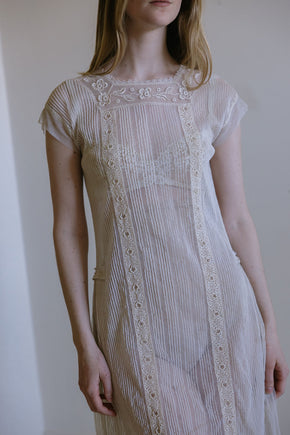 1920s net & Burrato Lace dress