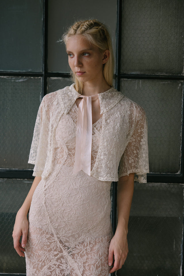 1930s lace bed jacket