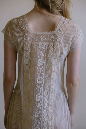 1920s net & Burrato Lace dress