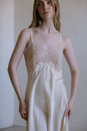 1930s cream silk lace scalloped slip