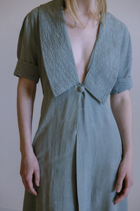 1930s French teal damask raw silk dressing gown