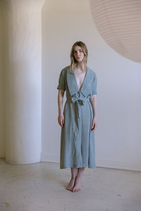 1930s French teal damask raw silk dressing gown