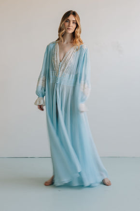 1930s blue lace French dressing robe