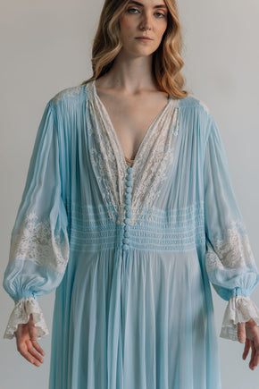 1930s blue lace French dressing robe