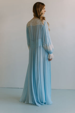 1930s blue lace French dressing robe