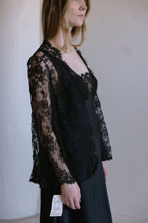 Lucie Ann deadstock chantilly lace set