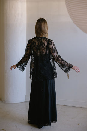 Lucie Ann deadstock chantilly lace set