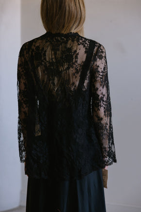 Lucie Ann deadstock chantilly lace set