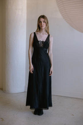 Lucie Ann deadstock chantilly lace set