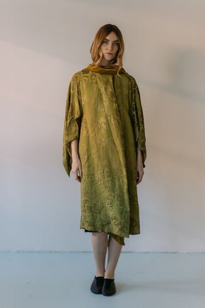 1920s French oriental Chartreuse lamé silk velvet coat