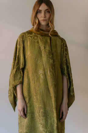 1920s French oriental Chartreuse lamé silk velvet coat