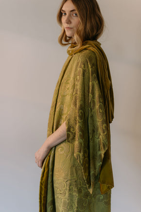 1920s French oriental Chartreuse lamé silk velvet coat