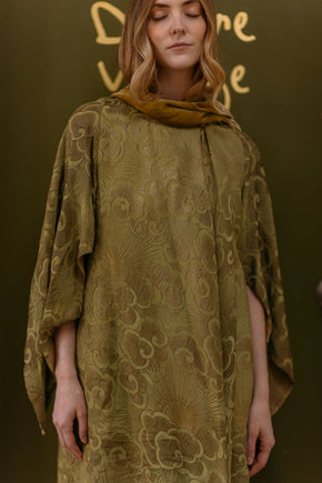 1920s French oriental Chartreuse lamé silk velvet coat