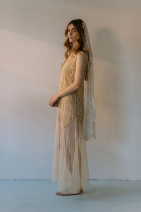 1900s lace veil with hair clip