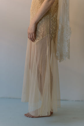 1900s lace veil with hair clip