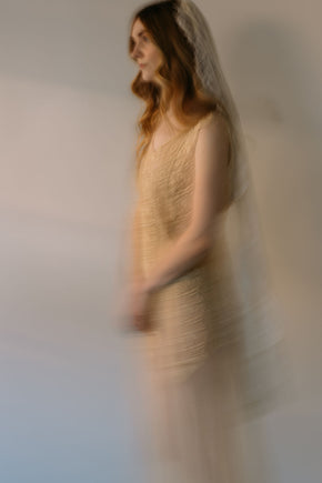 1900s lace veil with hair clip