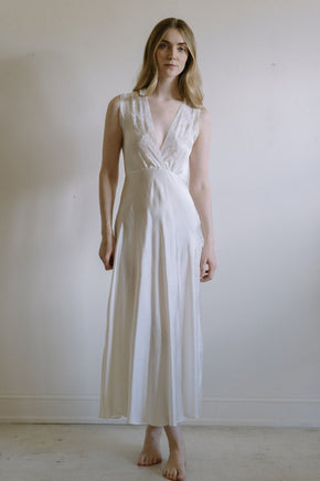 1930s French ivory silk lace nightgown