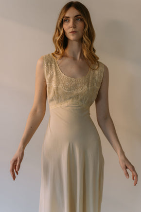 1930s bias cut Yellow embrodiered silk nightgown, France
