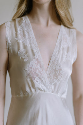1930s French ivory silk lace nightgown