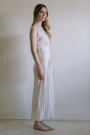 1930s French ivory silk lace nightgown