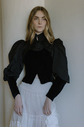 1890s silk velvet bodice